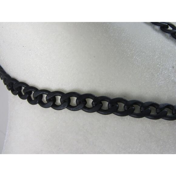 Fresh Black Gun Metal Starfish Rhinestone Pendant Chain Necklace 22" Oval Ocean - Picture 3 of 6